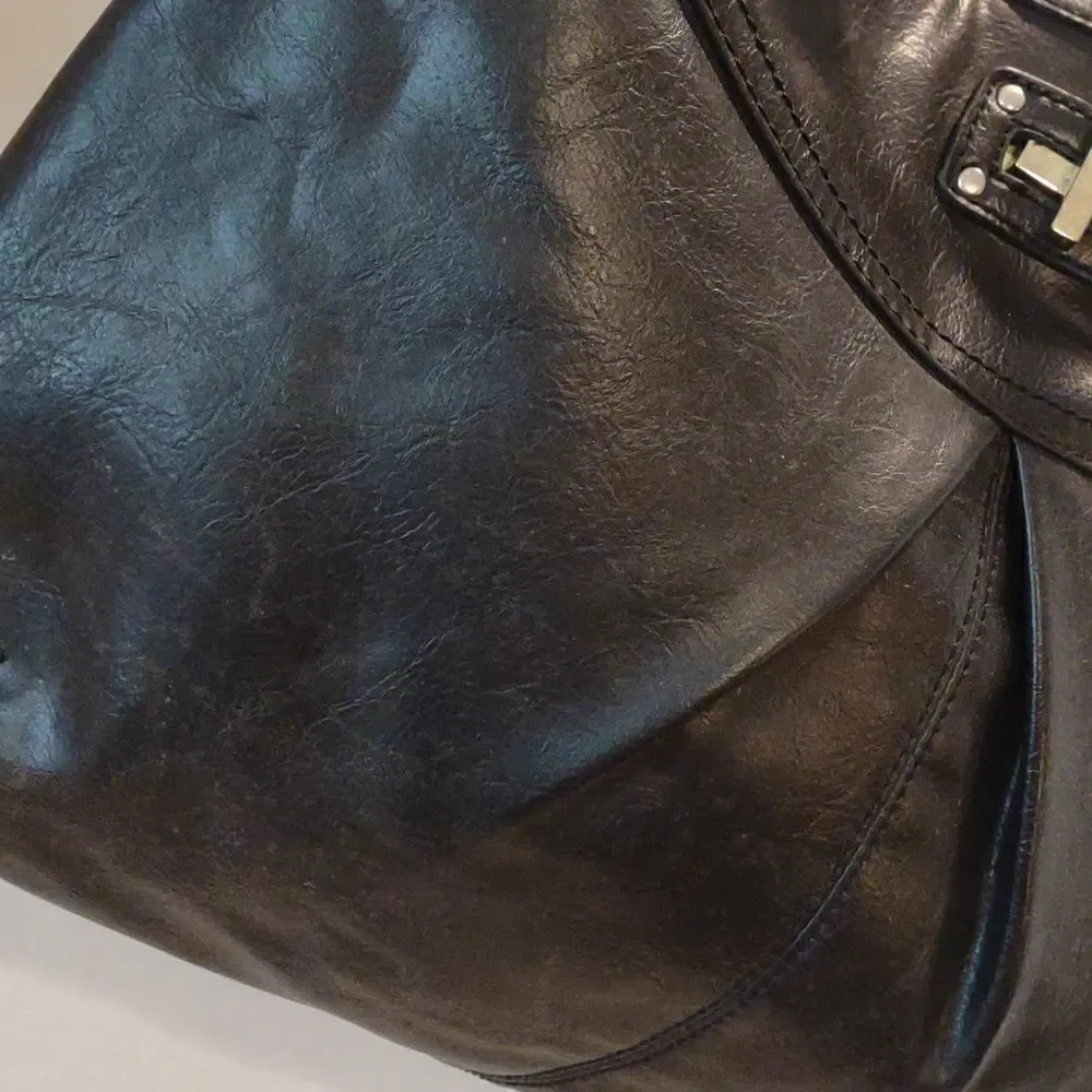 Vintage Relic Black Leather Purse